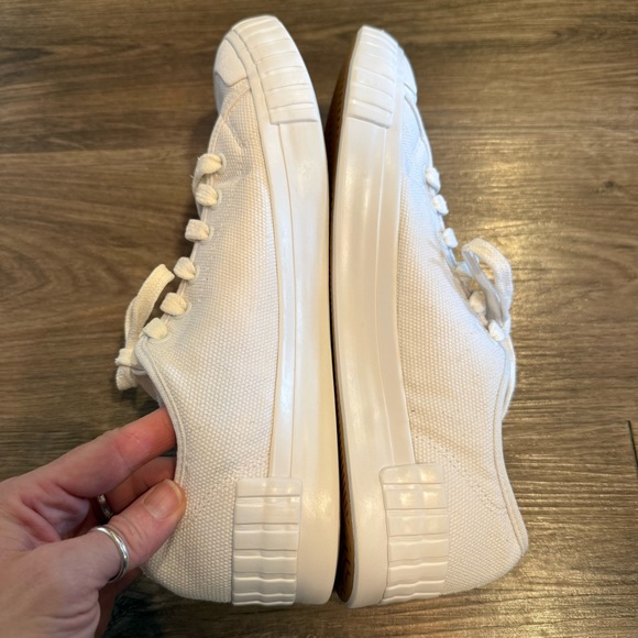 Taos Footwear One Vision White Canvas Sneakers Size 9 - Picture 5 of 9